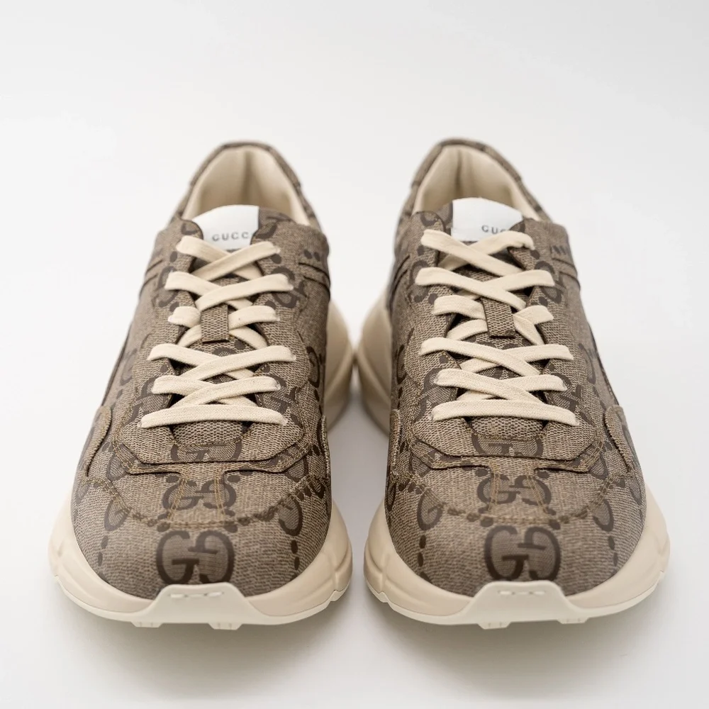 Size G 13 US 13.5 Gucci 100 Rhyton Sneaker Beige Monogram Macro GG Canvas - Picture 2 of 13